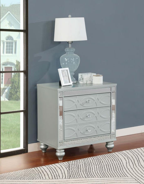 Gunnison 2-Drawer Nightstand in Silver Metallic – Modern Glam Accent with Crystal Pulls, Dual USB Ports, Felt-Lined Drawer & Fretwork Design