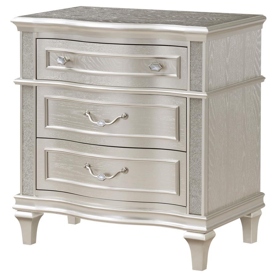 Evangeline 3-Drawer Nightstand – Silver Oak Wood Frame with Glam Metal Accents, Felt-Lined Drawer & Hidden USB Charging Outlet
