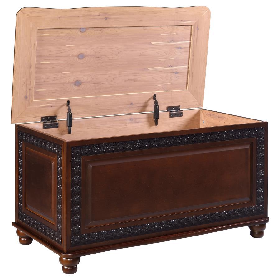 Finlay Cedar Chest in Dark Tobacco – Traditional Solid Rubberwood Storage Chest with Cedar-Lined Interior, Carved Details, and Turned Feet