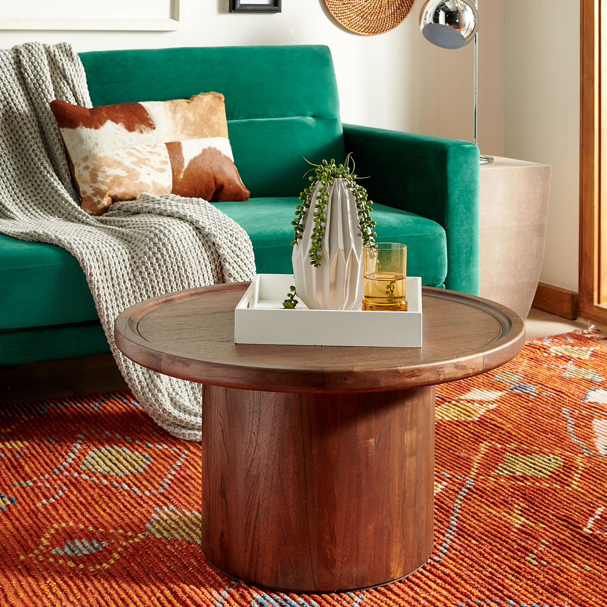 DEVIN ROUND PEDESTAL COFFEE TABLE/DARK OAK