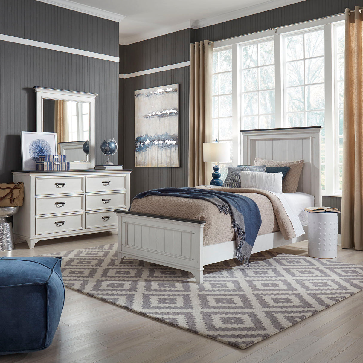 Allyson Park - Bedroom Set