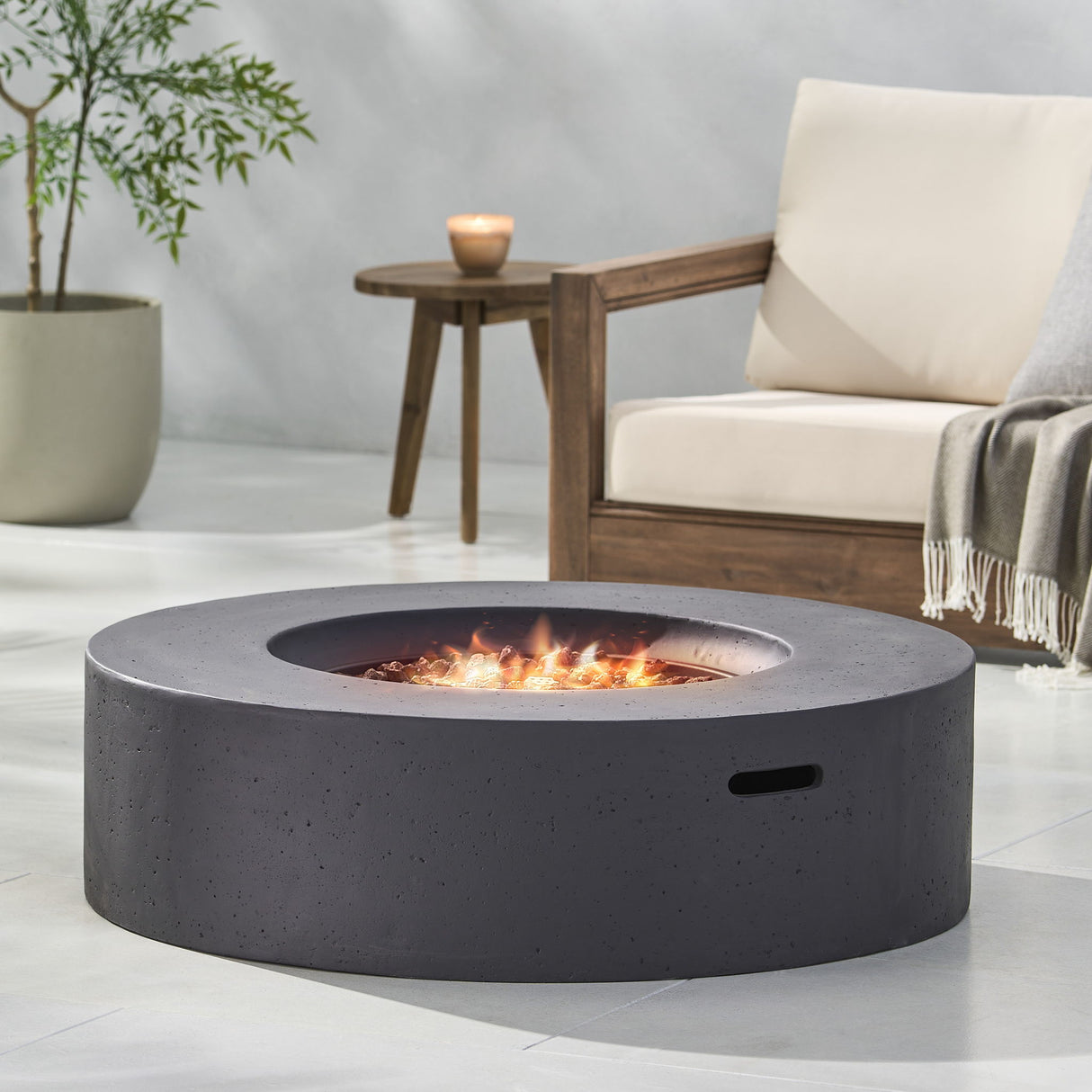 Modern Lightweight Concrete Outdoor Circular Fire Pit 50,000 Btu